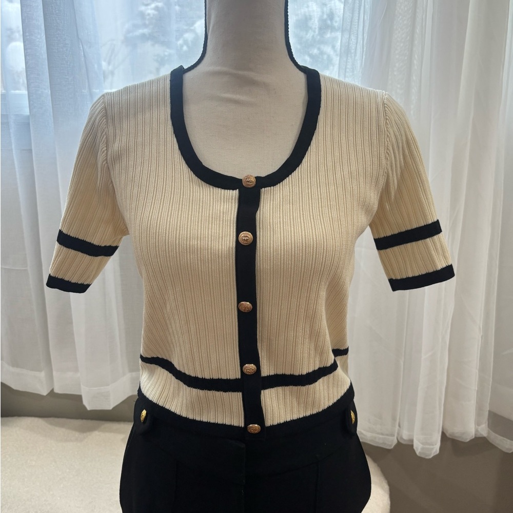 Forever 21 Cream and Black Ribbed Button-Up Top
